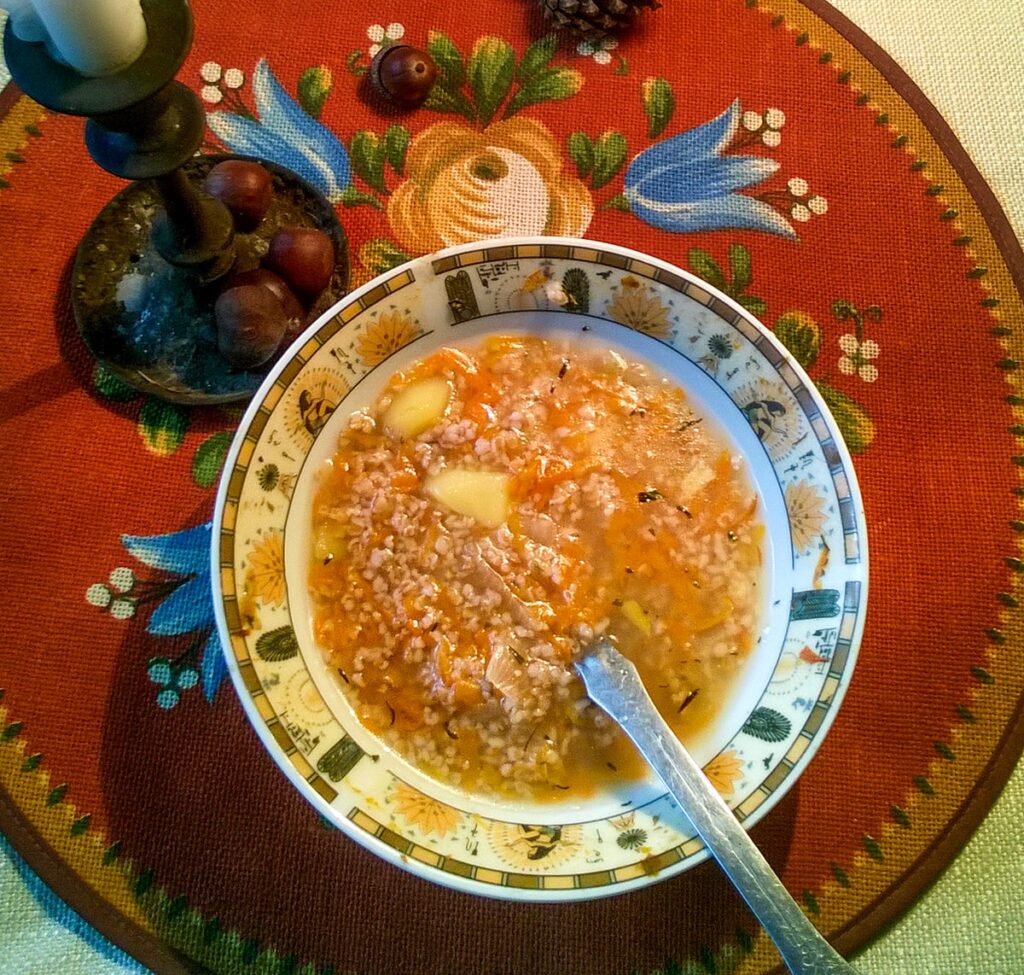 Przepis na krupnik z kaszy jęczmiennej