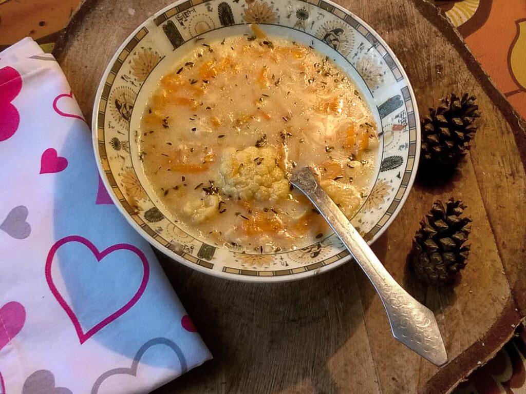 Przepis na zupę kalafiorową